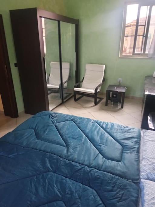Alimat Guesthouse 卡塔尼亚 外观 照片